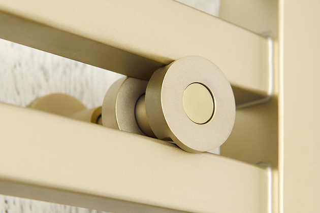 Полотенцесушители в оттенках золота Полотенцесушители в оттенках золота